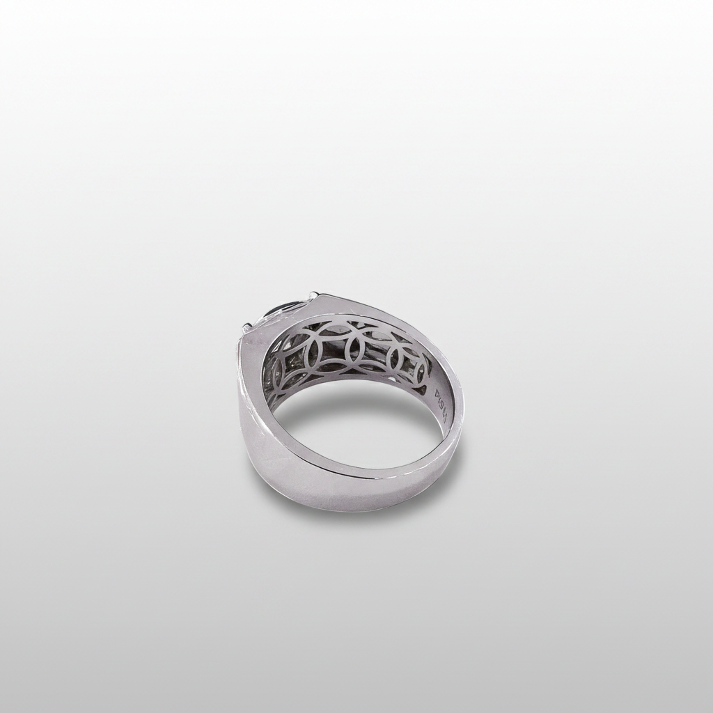 PT950 Lab-Grown Diamond Brushed Signet Ring - Bottom View