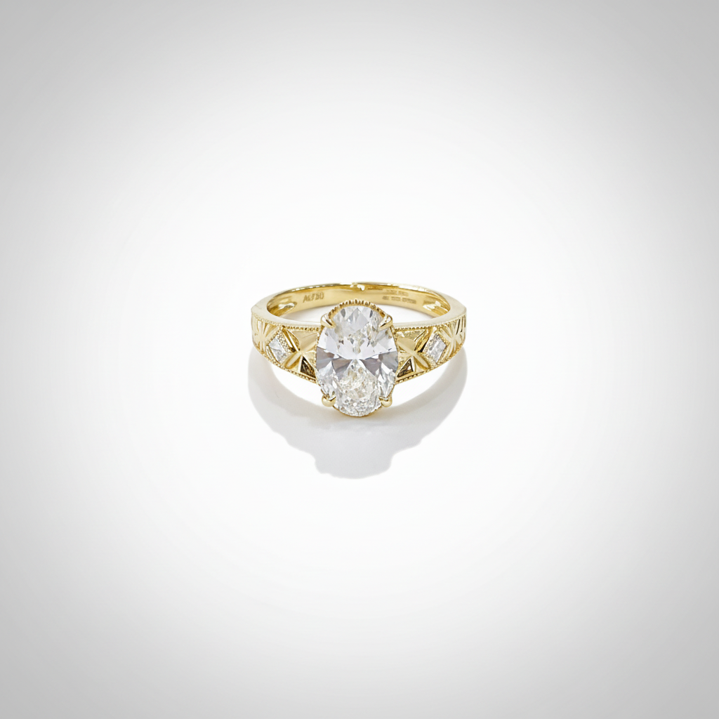 18K Yellow Gold Lab-Grown Diamond Oval Vintage Ring - Front View