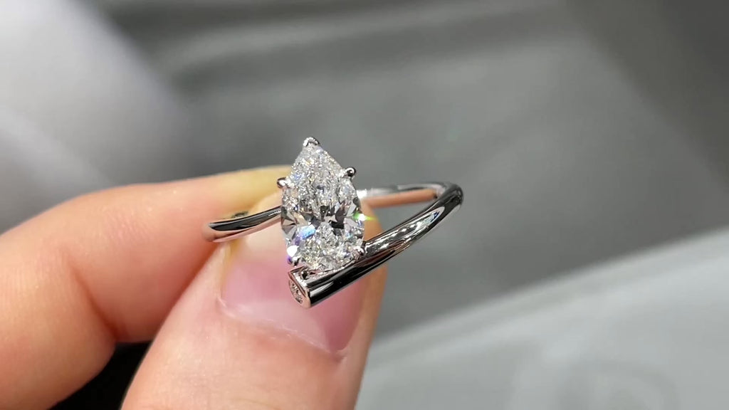 18K White Gold Lab-Grown Diamond Pear-Cut Bypass Solitaire Ring | 1.01ct