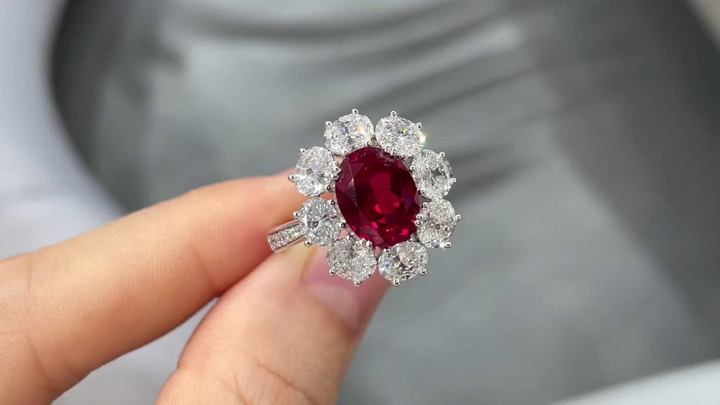 18K White Gold Lab-Grown Ruby Oval Diamond Halo Ring | 2.60ct