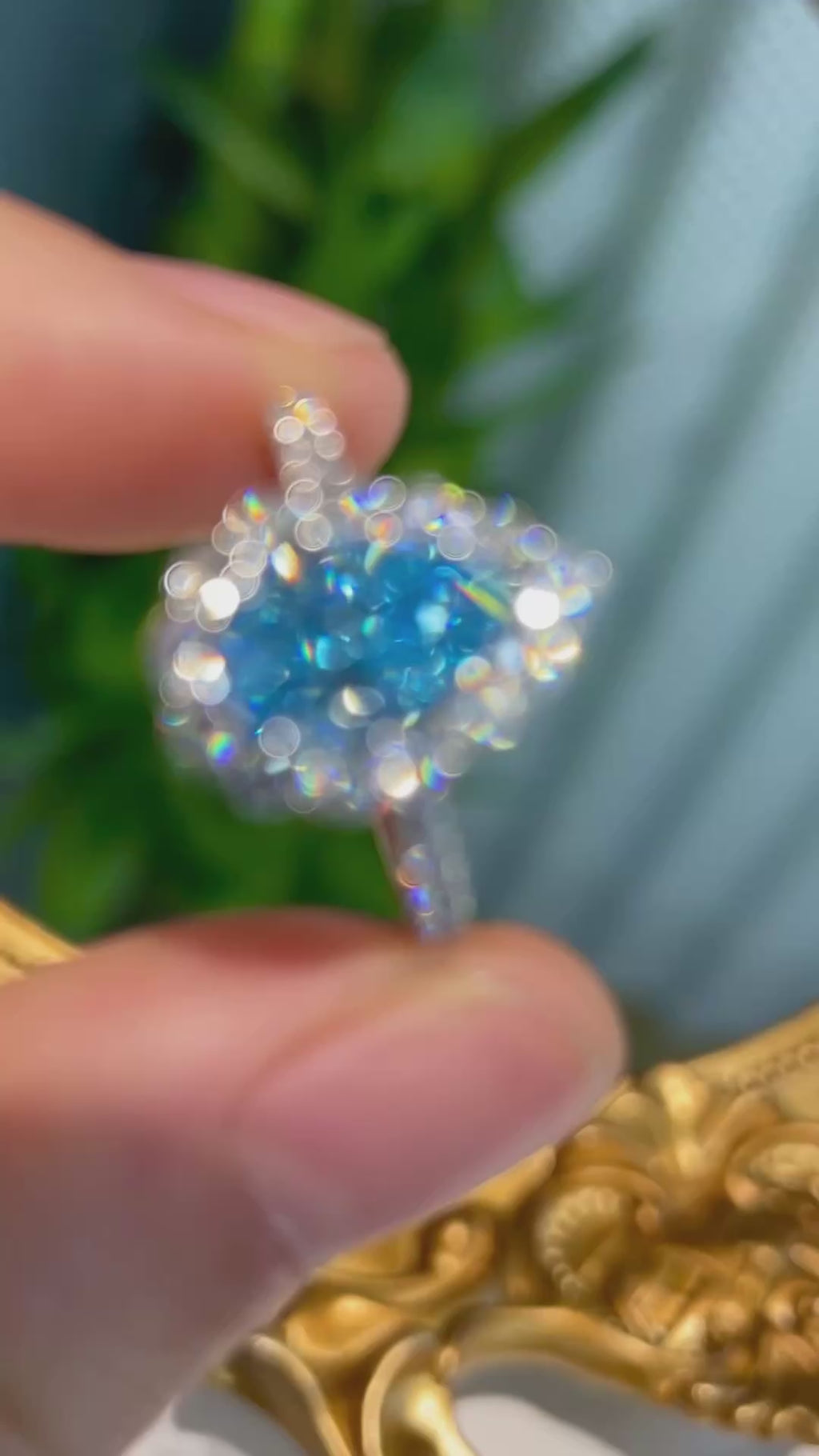 18K White Gold Lab-Grown Blue Diamond Pear-Cut Halo Ring | 1.03ct